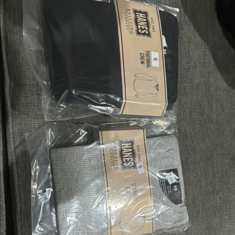 Hanes Men's Black and Gray Thermal Crew Set